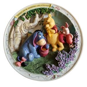Bradford Exchange "Nobody Can Be Uncheered with A Balloon" Winnie the Pooh Plate
